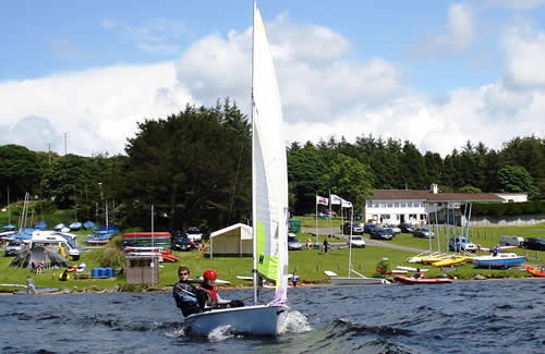 Sailing at Siblyback Lake